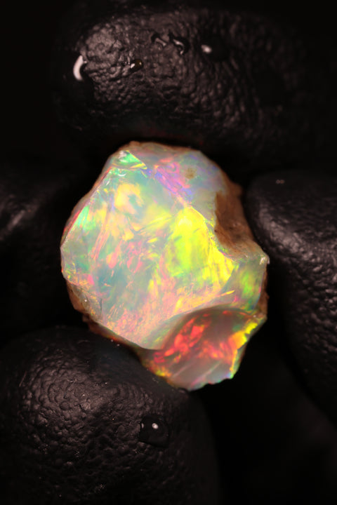2.04g Chalk Opal