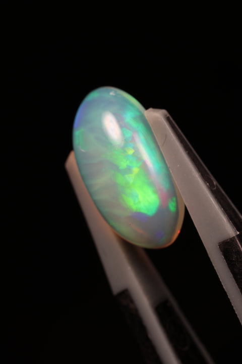 1.90ct Oblong Cabochon