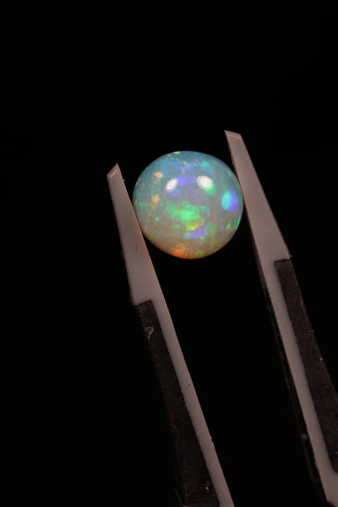 1.75ct Round Cabochon