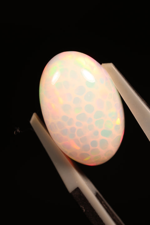 4.40CT Oblong Cabochon