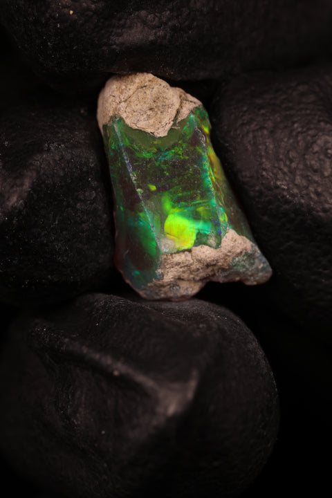 0.81g Rough Single