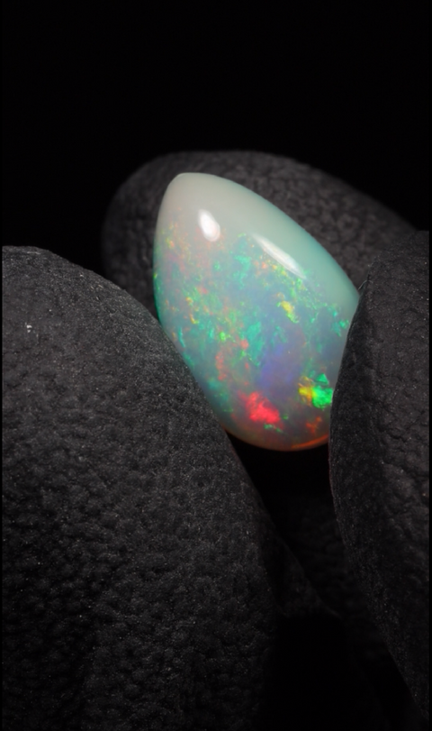 1.53ct Teardrop Cabochon