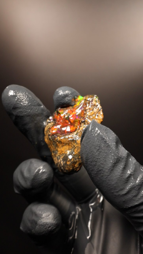 5.06g Rough Specimen