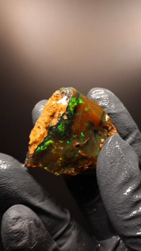 11.08g Rough Specimen