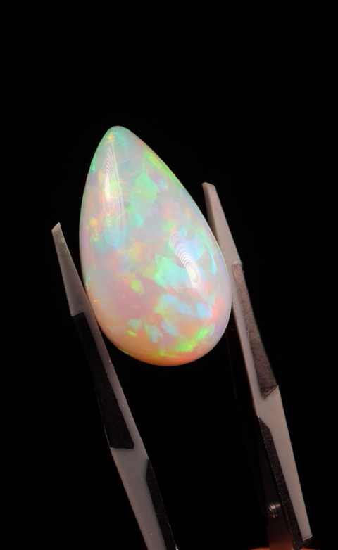 33.5ct Teardrop Cabochon
