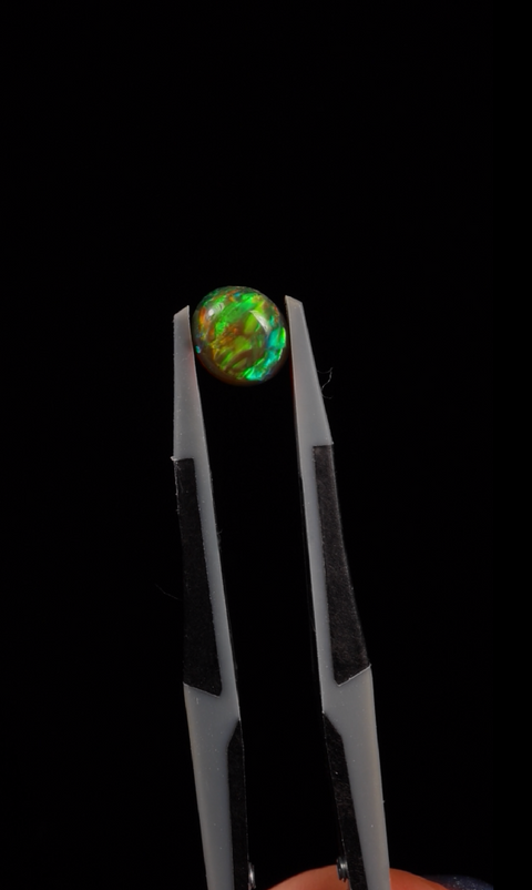 0.8ct Round Cabochon
