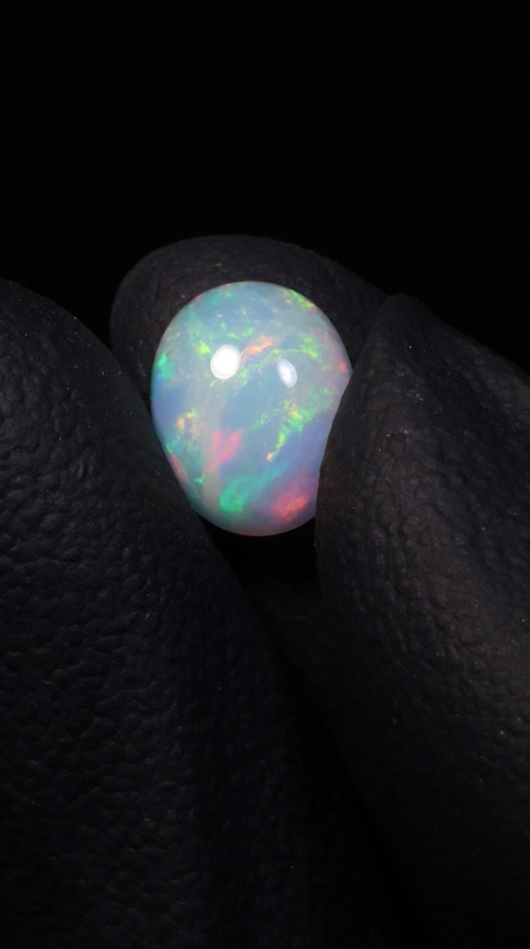 1.58ct Oblong Cabochon