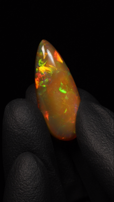 12.60ct Teardrop Cabochon