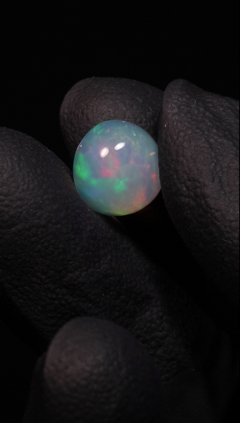 2.20ct Round Cabochon