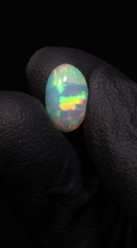 1.55ct Oblong Cabochon