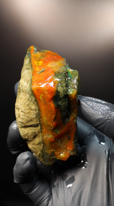 100.71g Rough Specimen