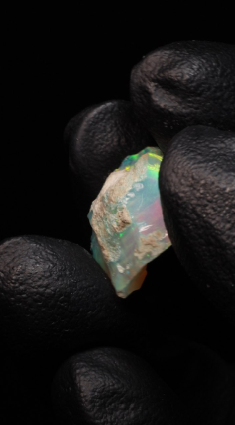 1.43g Rough Single