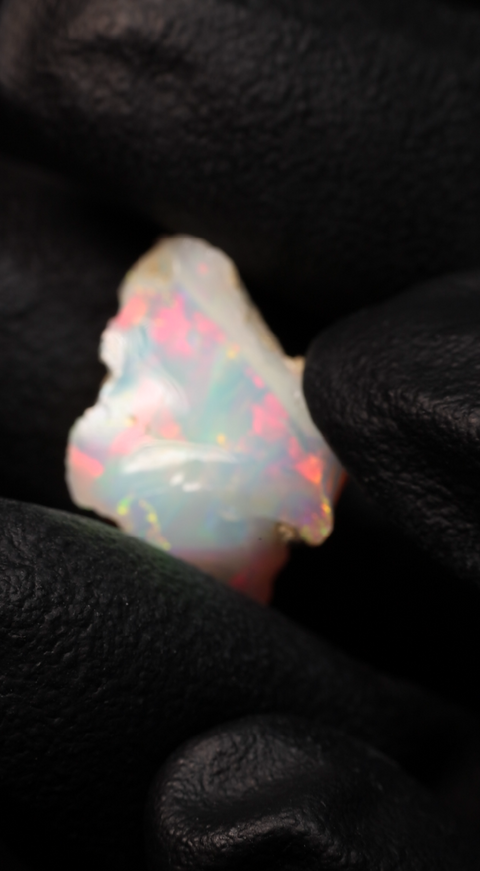 1.37g Rough Single