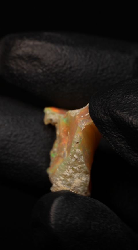 1.60g Rough Single