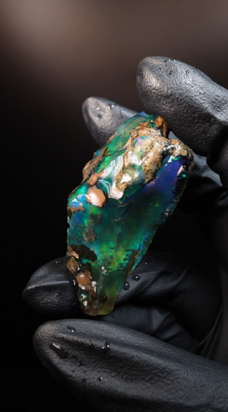 21.32g Rough Specimen