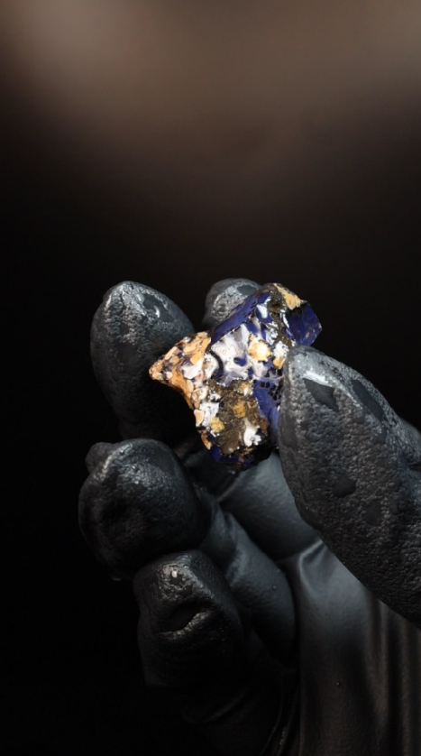 5.88g Rough Specimen