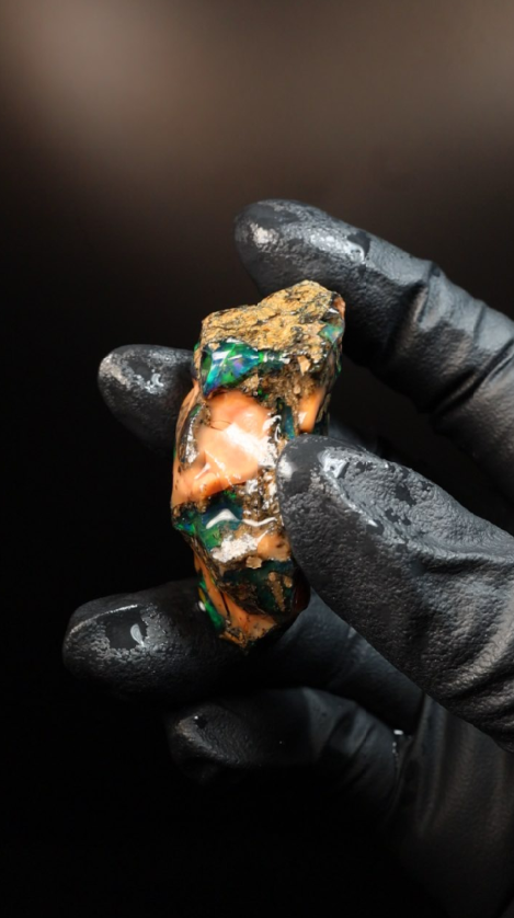 17.73g Rough Specimen