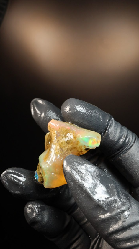 12.53g Rough Specimen