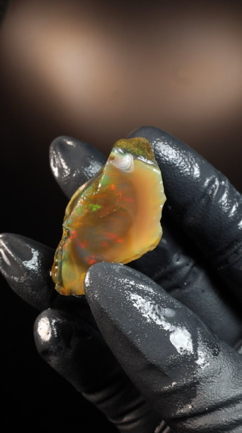 13.72g Rough Specimen