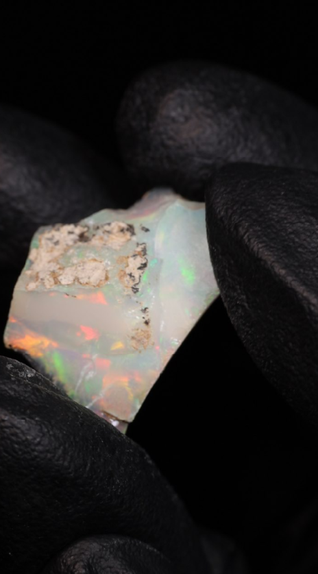 2.89g Rough Specimen