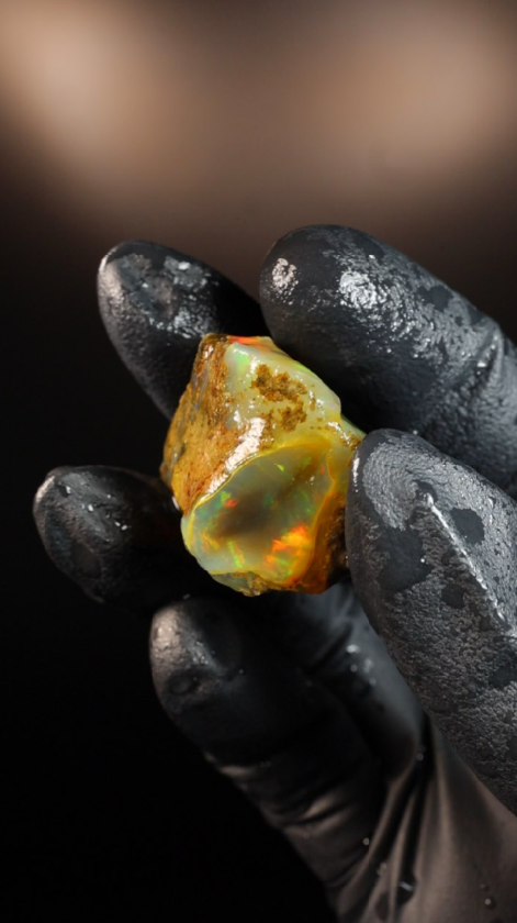 11.30g Rough Specimen