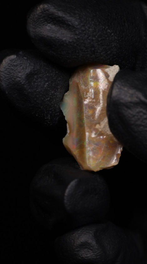 1.82g Rough Single