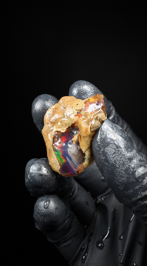 15.41g Rough Specimen