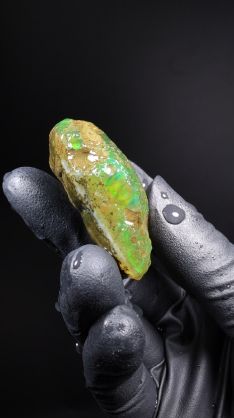 28.76g Rough Specimen