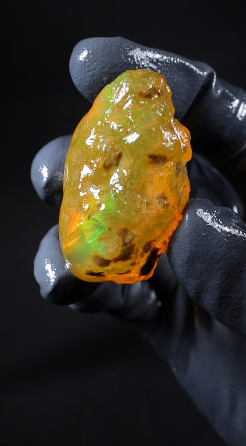 24.83g Rough Specimen