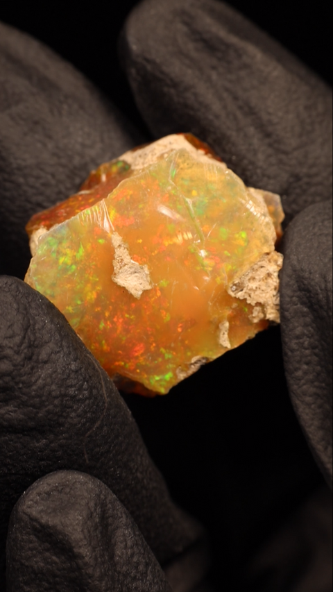 3.88g Rough Single