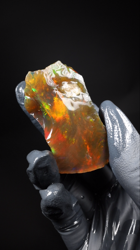 30.98g Rough Specimen