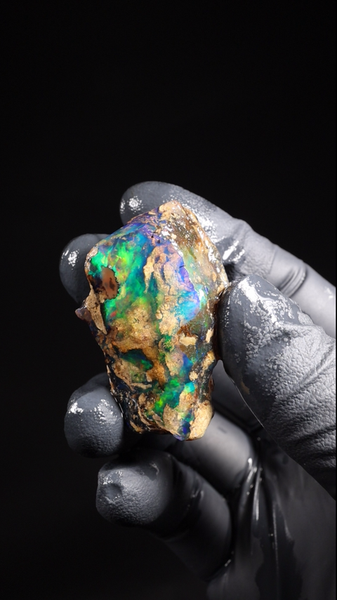 17.96g Rough Specimen