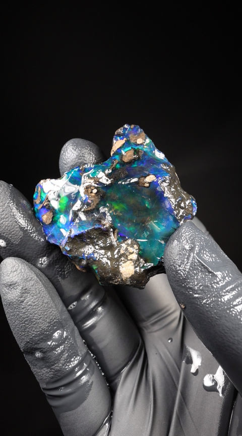 24.82g Rough Specimen