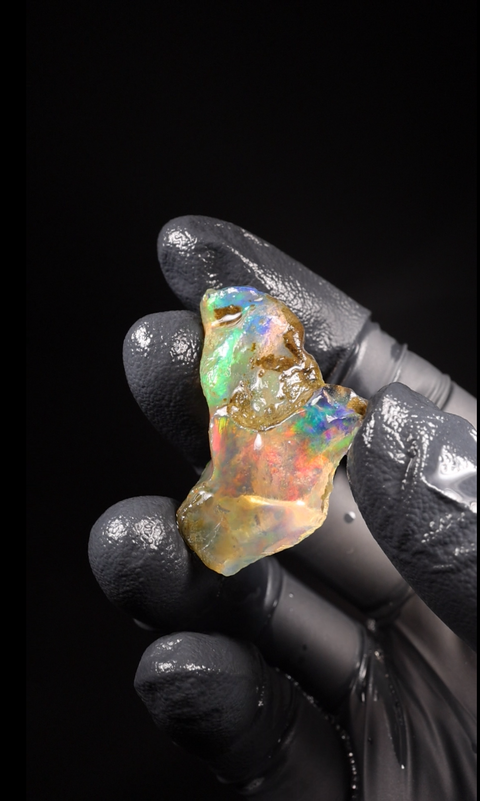 7.56g Rough Specimen