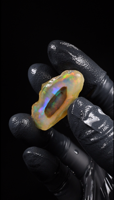 7.81g Rough Specimen