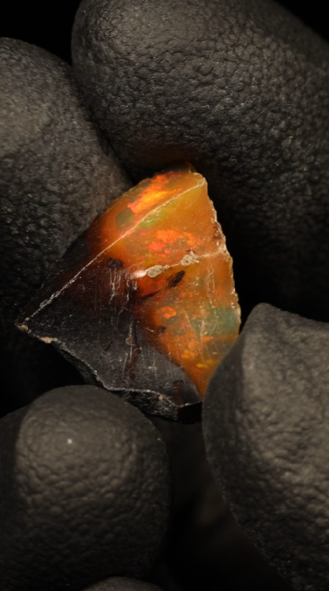 0.59g Rough Single