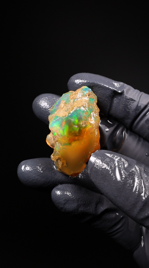 15.68g Rough Specimen