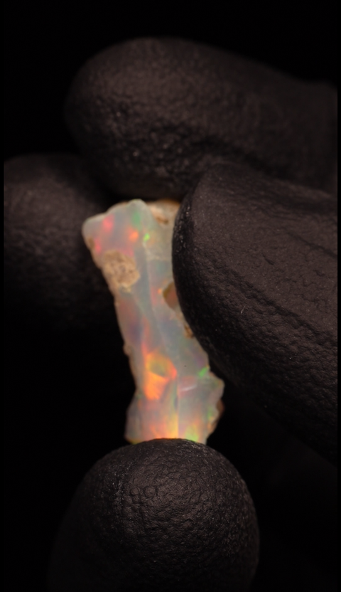 0.96g Rough Single