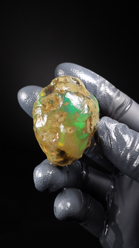 28.22g Rough Specimen