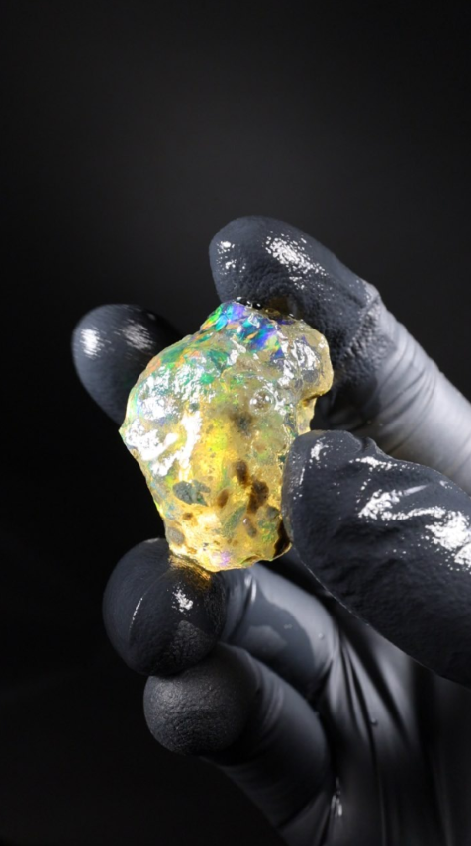 13.25g Rough Specimen