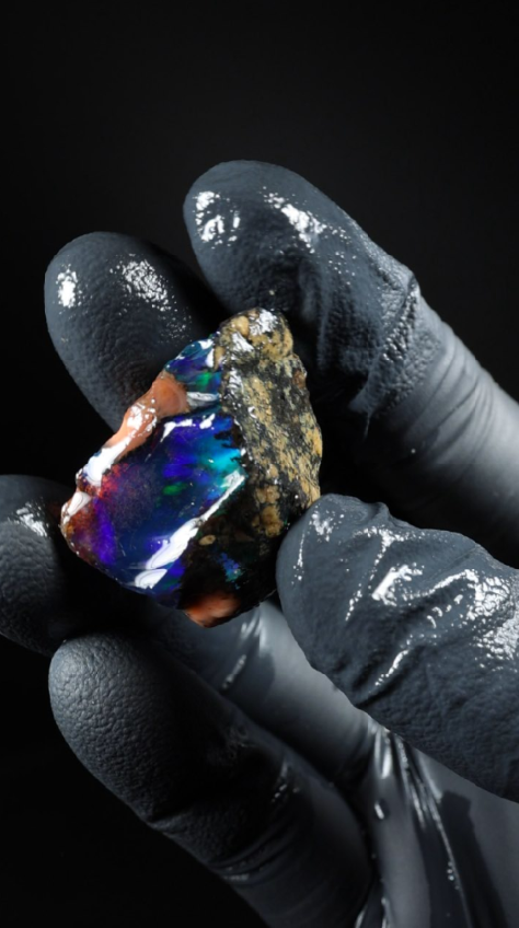 7.78g Rough Specimen