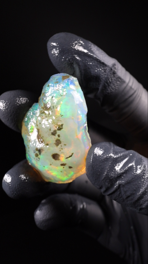 17.09g Rough Specimen