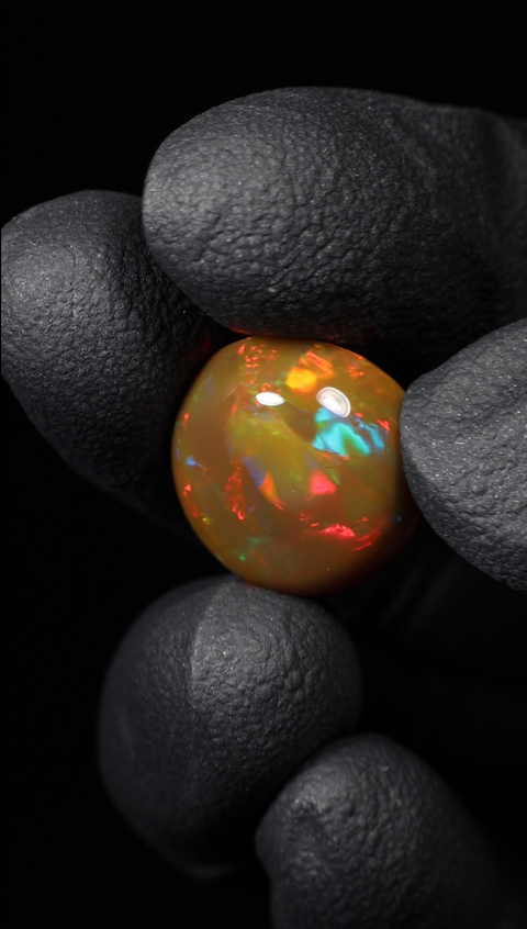 10.35ct Round Cabochon