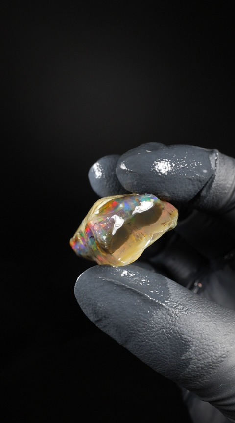 17.84g Rough Specimen