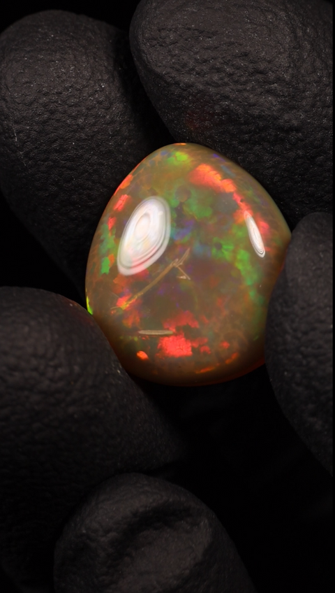 10.60ct Teardrop Cabochon