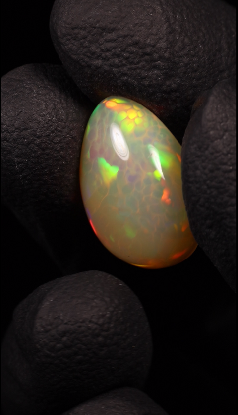 5.55ct Teardrop Cabochon