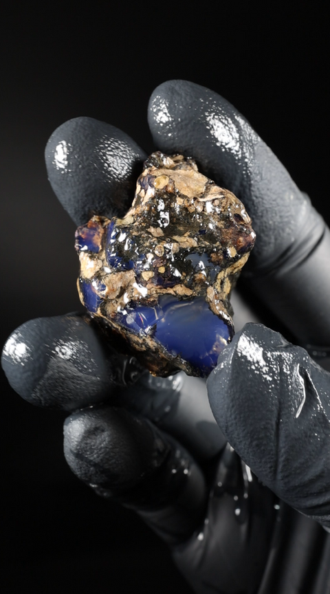 11.28g Rough Specimen