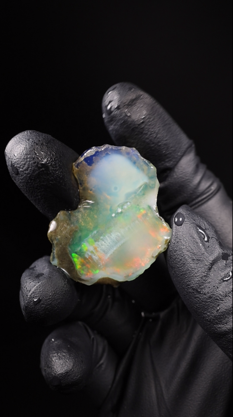 8.32g Rough Specimen