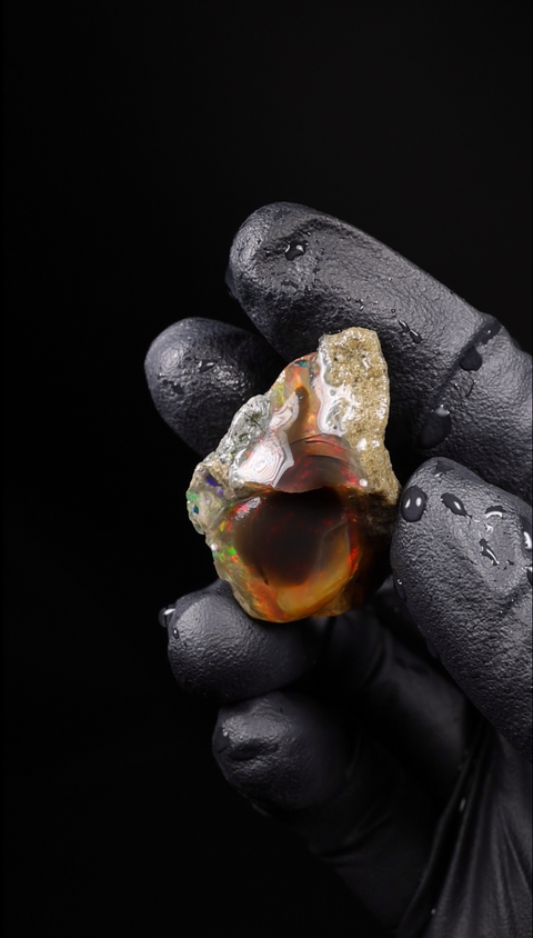 9.18g Rough Specimen