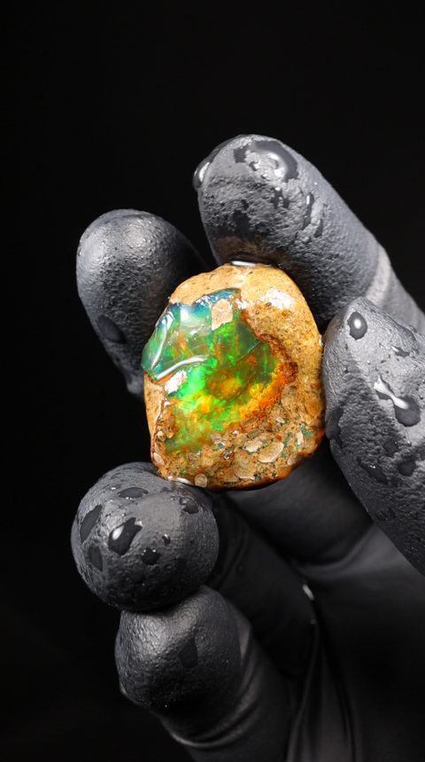 5.83g Rough Specimen
